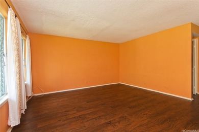 Always desirable Mariners Village 3! This townhouse is priced to - photo 6