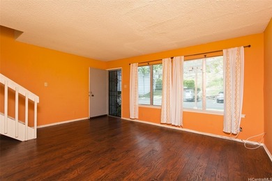 Always desirable Mariners Village 3! This townhouse is priced to - photo 8