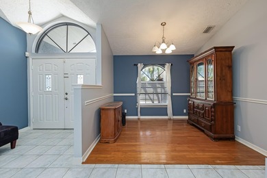 Move-in ready 3/2 pool home with no HOA in Port St. Lucie! This - photo 6