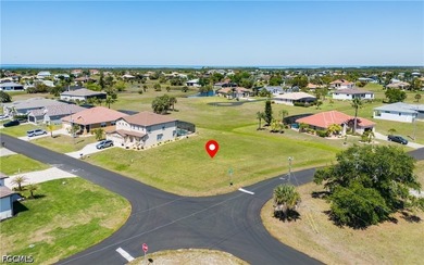 Beautiful corner lot in this close knit community with tons of - photo 8