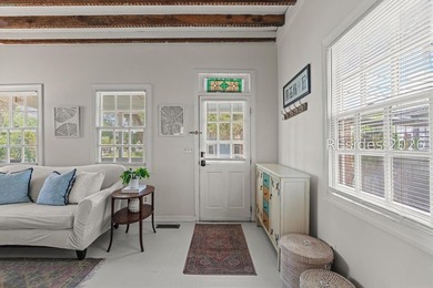 Attention buyers seeking value in Historic Downtown Beaufort! - photo 9