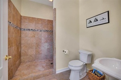 Custom Contemporary Retreat with Guest Cottage & Marsh Views - - photo 25