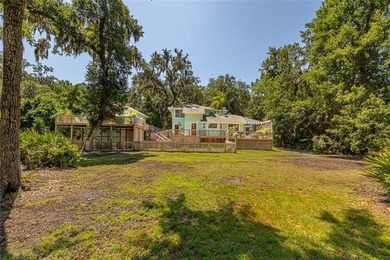Custom Contemporary Retreat with Guest Cottage & Marsh Views - - photo 27