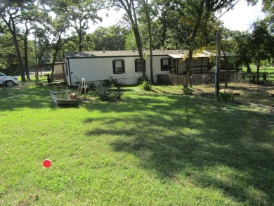 Cedar Creek Lake Home For Sale in Kemp Texas