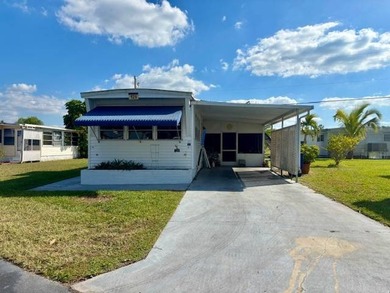 Caloosahatchee River Home For Sale in Fort Myers Florida