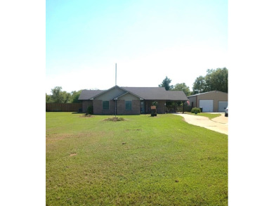 Cedar Creek Lake Home For Sale in Mabank Texas