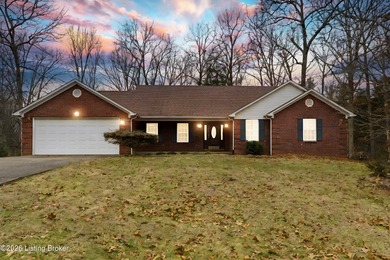 Doe Valley Lake Home For Sale in Brandenburg Kentucky