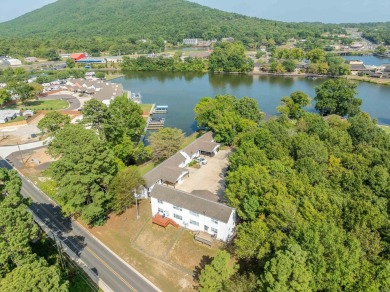 Lake Townhome/Townhouse For Sale in Hot Springs, Arkansas