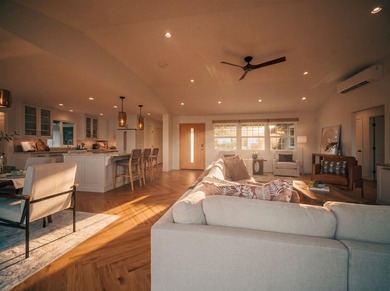 Welcome to 50 Eono Place where refined design meets the - photo 2