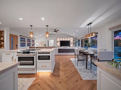 Welcome to 50 Eono Place where refined design meets the - photo 4