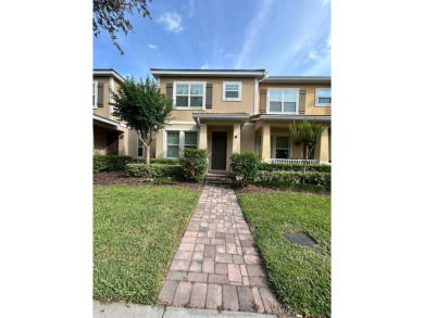 Lake Townhome/Townhouse For Sale in Windermere, Florida