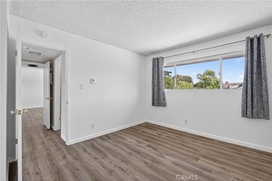 Welcome to the ideal turn-key condo in Torrance. This - photo 11