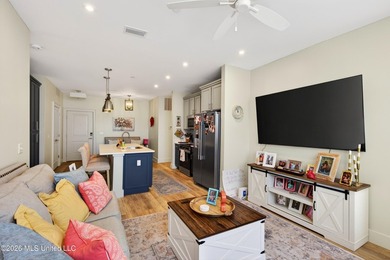 Owners have purchased a new home and are MOTIVATED! Welcome to - photo 12