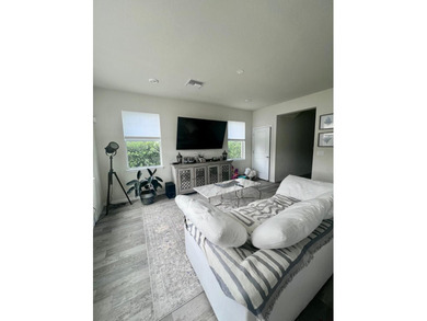 Rare Corner Townhome | Lake & Park Views | Premium Upgrades - photo 15