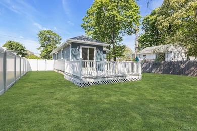 Totally redone 2-bedroom, 1-bath home on a 50x109 property - photo 20