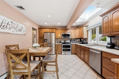 Welcome home to this beautifully updated and well maintained - photo 26