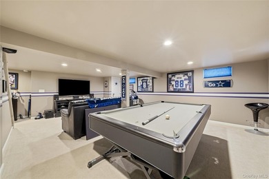 Welcome home to this beautifully updated and well maintained - photo 32
