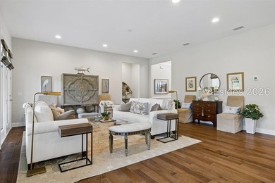 Welcome to 395 Castaway! Immaculate one-level living meets the - photo 9