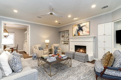 This custom 5 bedroom, 4 full and 2 half bath well maintained - photo 5