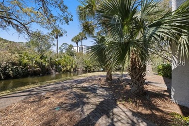 An ideal opportunity for a weekend getaway offering exceptional - photo 7