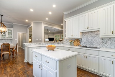 This custom 5 bedroom, 4 full and 2 half bath well maintained - photo 9