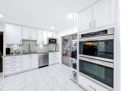 Welcome to this beautifully remodeled home on a quiet cul-de-sac - photo 9
