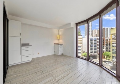 PRICE REDUCED!!! VERY MOTIVATED SELLER, SAYS BRING IN AN - photo 9