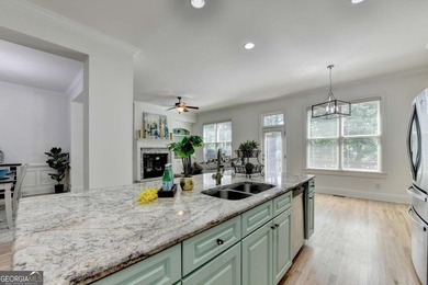 Experience elevated living in this beautifully updated luxury - photo 19