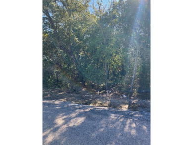 Lake Granbury Lot Sale Pending in Granbury Texas