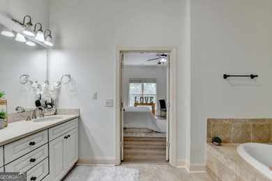 Experience elevated living in this beautifully updated luxury - photo 46