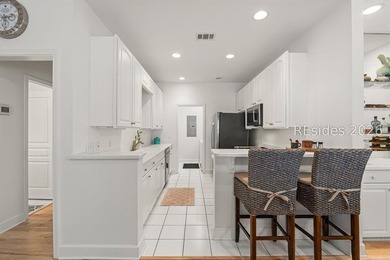 Be in awe at Avalon! This beautifully maintained one-level - photo 9