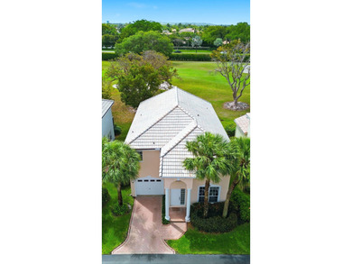 Beautiful 4-bedroom, 2-bathroom two-story home with 2,634 SqFt - photo 9