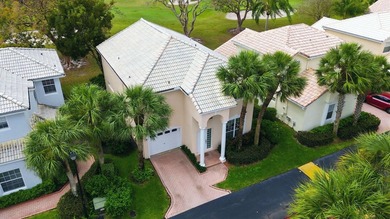 Beautiful 4-bedroom, 2-bathroom two-story home with 2,634 SqFt - photo 10