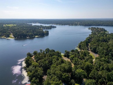 Rare opportunity to own one of the most desirable waterfront - photo 5