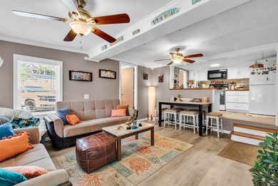 Owner Financing Available. Charming 3 Bedroom, 2 Bath Bungalow - photo 3