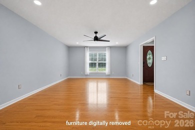 927 Victoria Avenue is a truly rare offering: an UPDATED, RANCH - photo 17