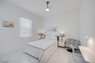 Welcome to this spectacular, centrally located residence - photo 24