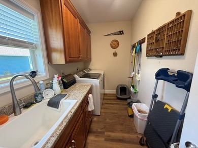 Welcome to this stunning 3-bedroom, 2.5-bath residence in - photo 29