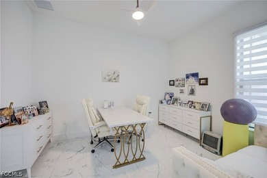 Welcome to this spectacular, centrally located residence - photo 32