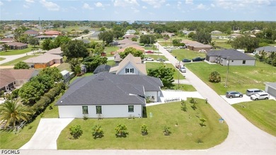 Welcome to this spectacular, centrally located residence - photo 39