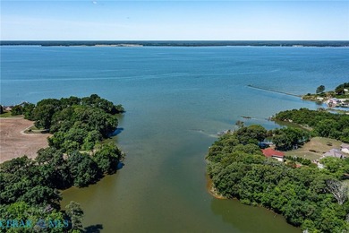 Charming waterfront property located at 178 Greenfield Rd. in - photo 41