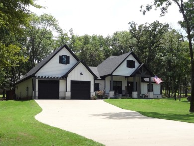 Lake Home For Sale in Mabank, Texas
