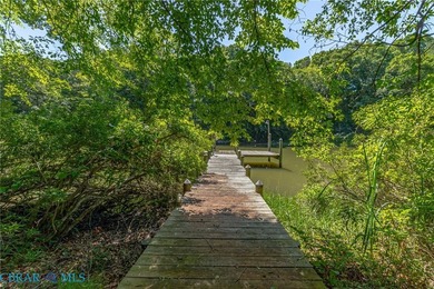 Charming waterfront property located at 178 Greenfield Rd. in - photo 42