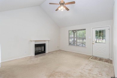 Discover the perfect East Texas retreat in the highly - photo 2