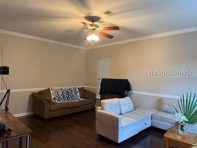 Warm and welcoming 4-bedroom home in a prime Bluffton location - photo 2