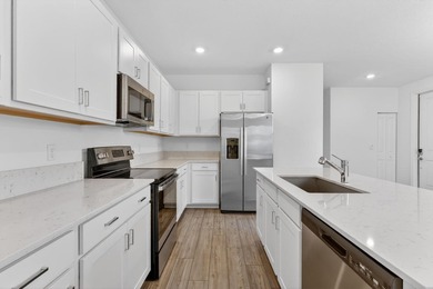 GORGEOUS CORNER UNIT W/ OPEN FLOOR PLAN & PLENTY OF WINDOWS - photo 5