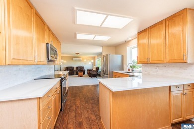 Perched above Sequim, this beautifully updated 3-bedroom, 2-bath - photo 23