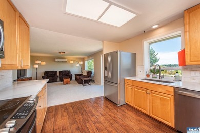 Perched above Sequim, this beautifully updated 3-bedroom, 2-bath - photo 24