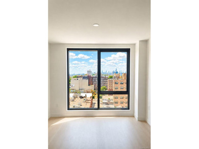This thoughtfully designed 2-bedroom, 2-bath residence offers - photo 8