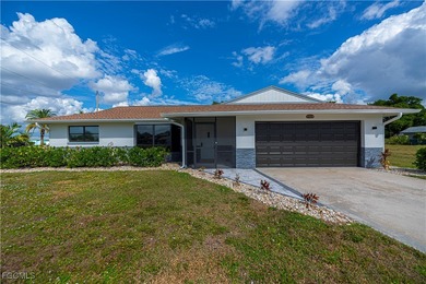 Caloosahatchee River Home Sale Pending in Cape Coral Florida